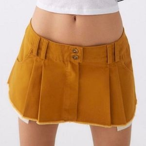 BDG Sydney Low Rise Mini Skirt Pleated Mustard Womens Size XS New Flaw